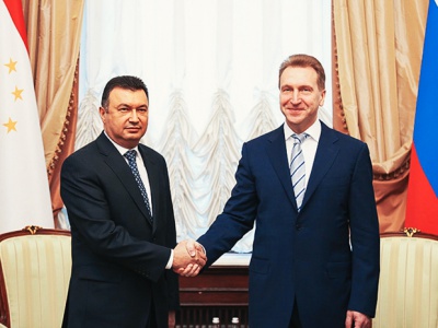 Диалог: Россия и Таджикистан обсуждают сотрудничество за закрытыми дверями